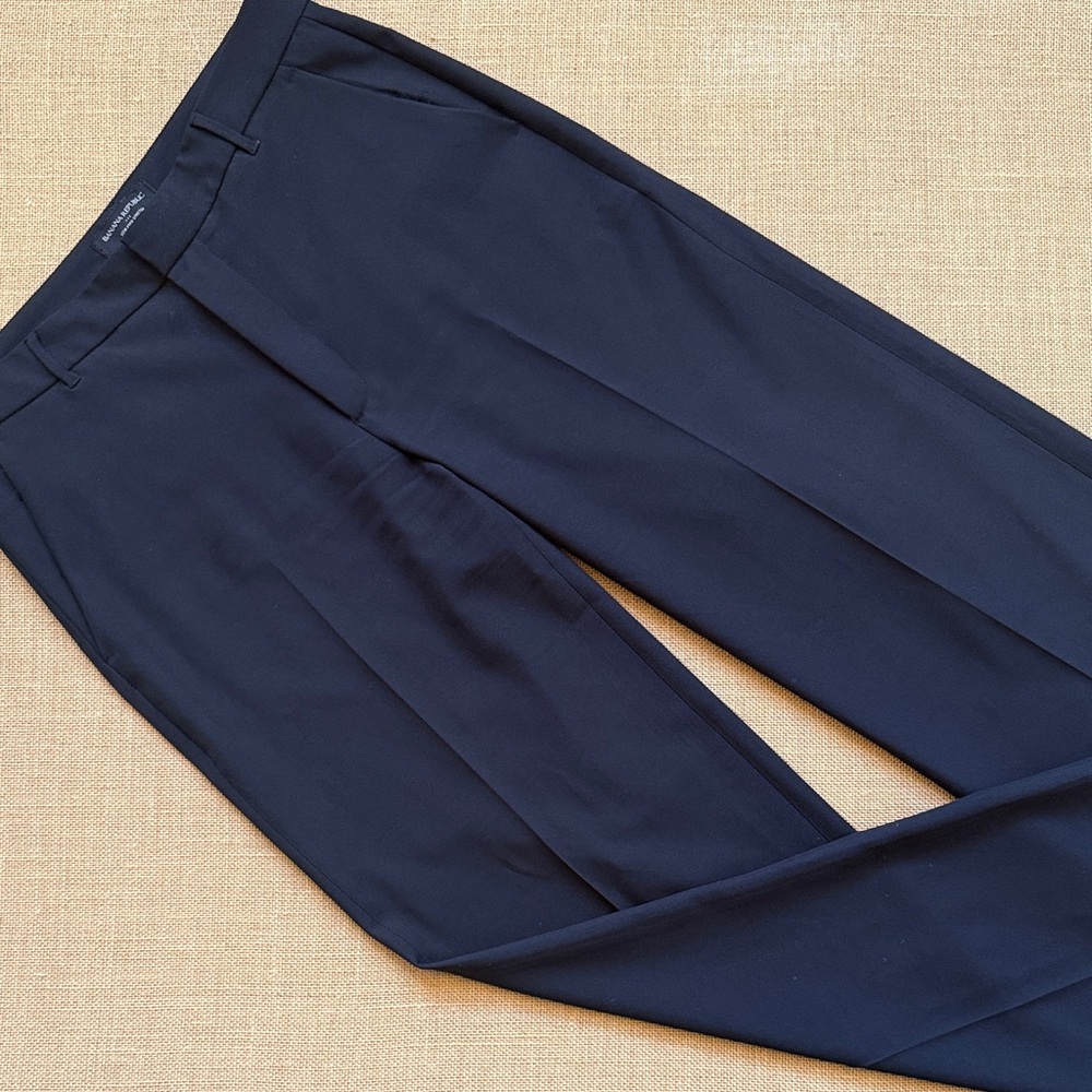 EUC Banana Republic Black Dress Pants